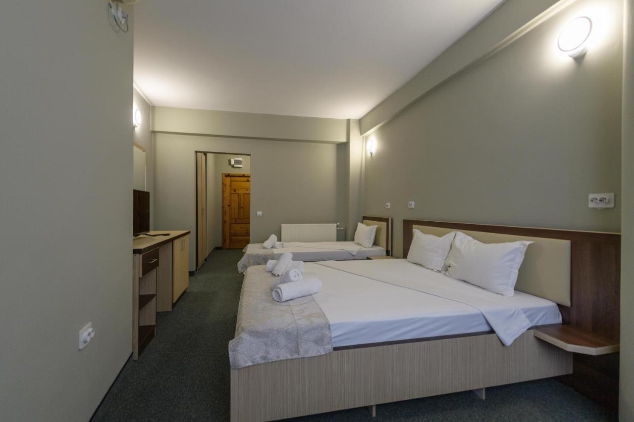 Hotel Cora Constanta Exterior photo