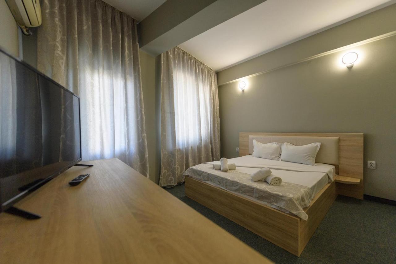Hotel Cora Constanta Exterior photo