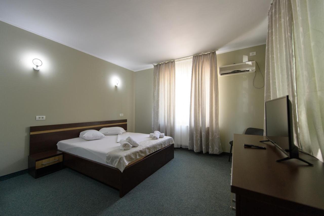 Hotel Cora Constanta Exterior photo
