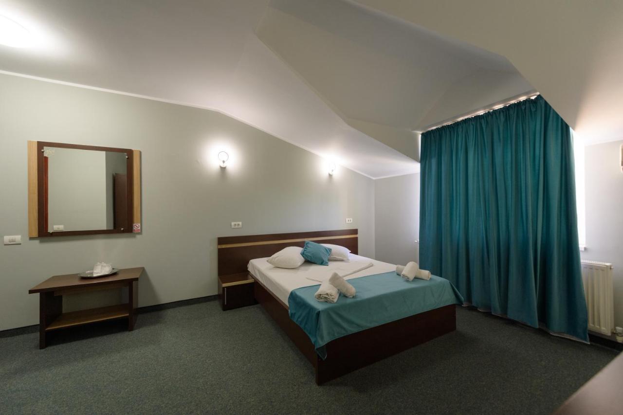 Hotel Cora Constanta Exterior photo