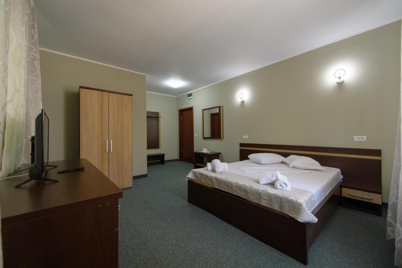 Hotel Cora Constanta Exterior photo