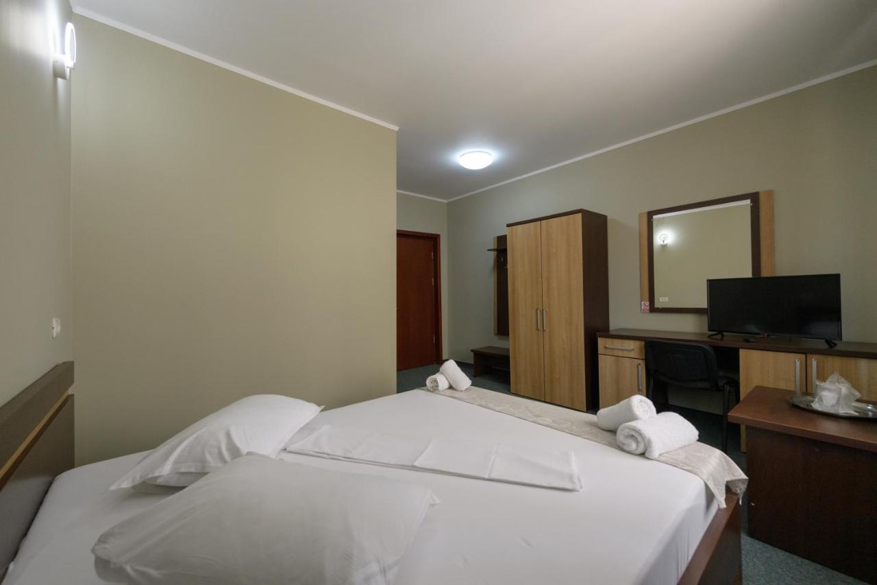 Hotel Cora Constanta Exterior photo